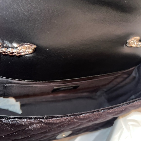 •New Versace bag - Picture 4 of 8